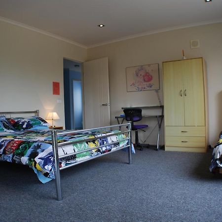 Sandcastle Bnb Руакака Экстерьер фото